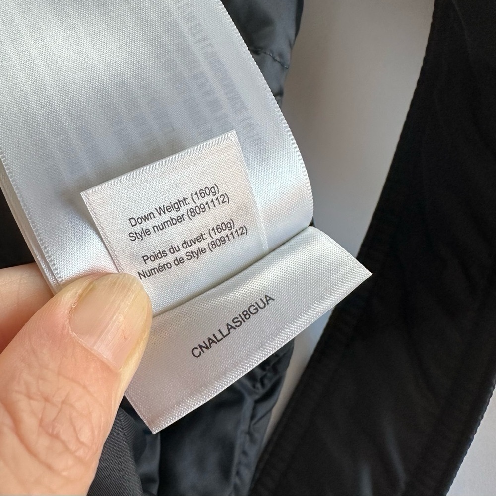 NEW Burberry Women’s Witley Down Jacket Black - Picture 8 of 9